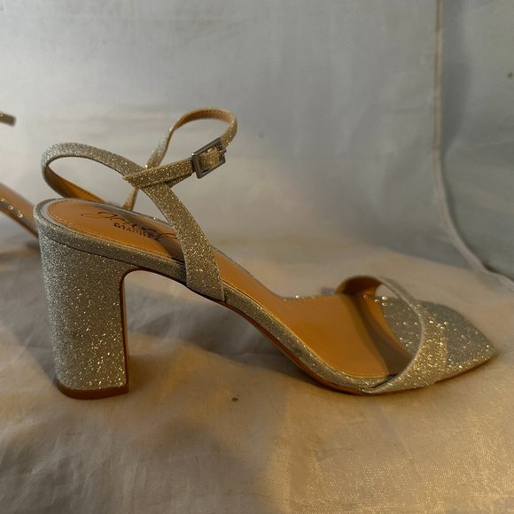 BADGLEY MISCHKA JEWEL Rayla Evening Sandals, Silver Fabric Women Size 10 M NEW - Picture 5 of 6